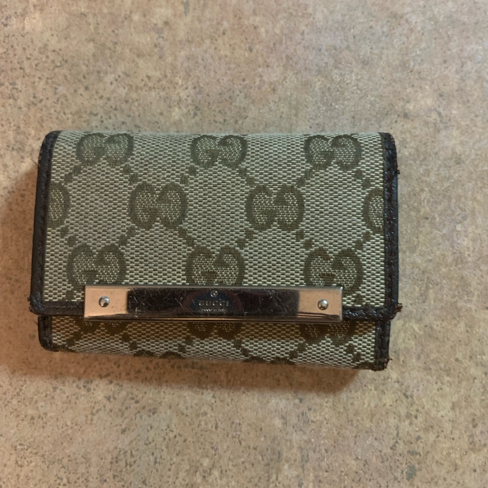 Gucci key holder
